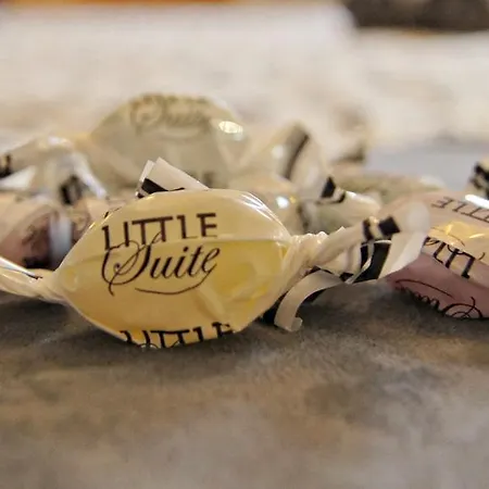 Little - Constance Lille