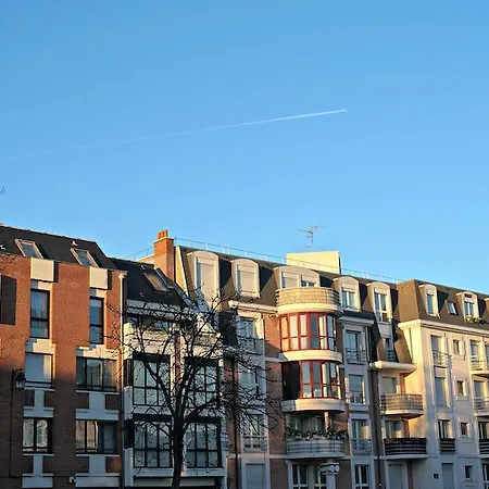 Little - Constance Lille